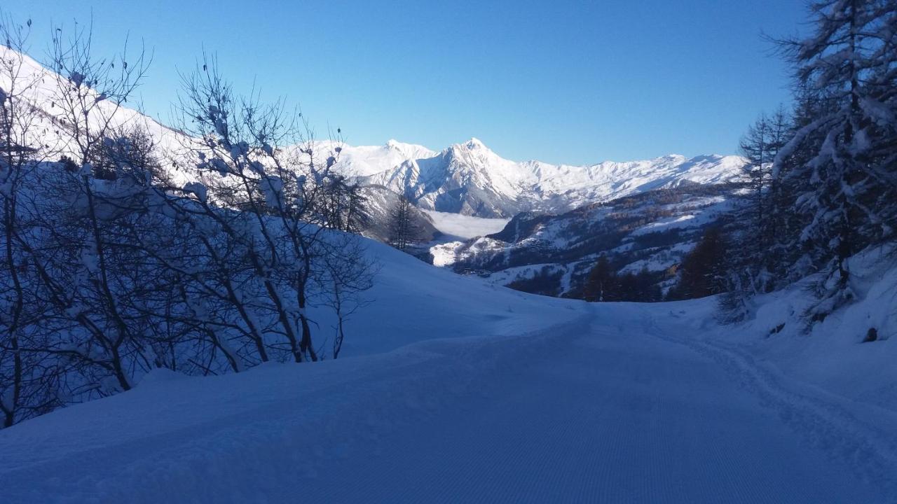 Aiguille Noire Hotel วัลลัวร์ ภายนอก รูปภาพ
