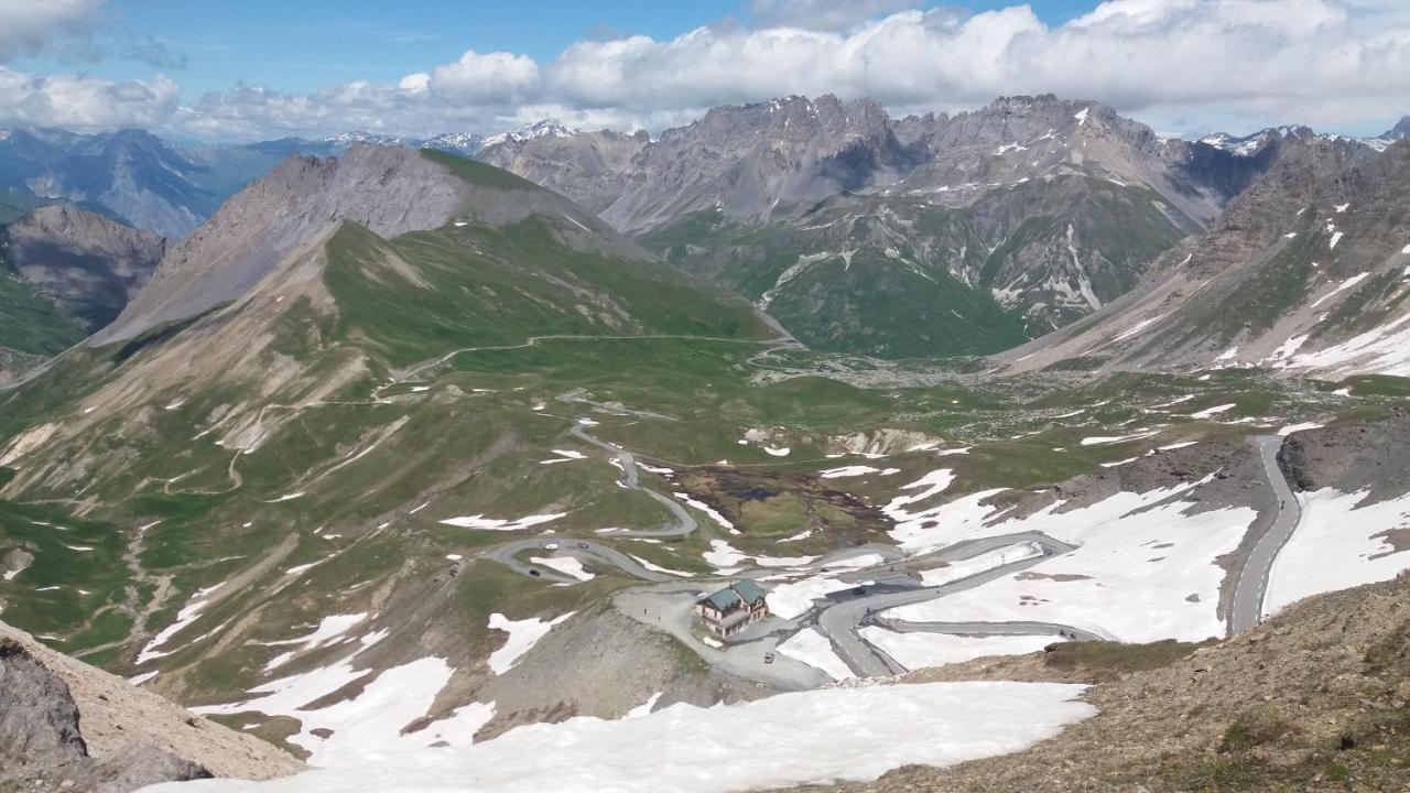 Aiguille Noire Hotel วัลลัวร์ ภายนอก รูปภาพ