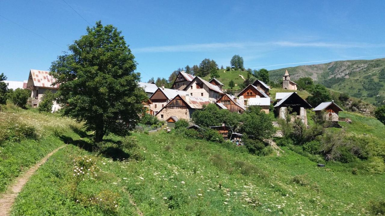 Aiguille Noire Hotel วัลลัวร์ ภายนอก รูปภาพ