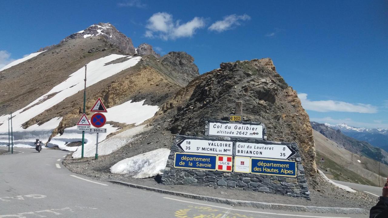 Aiguille Noire Hotel วัลลัวร์ ภายนอก รูปภาพ