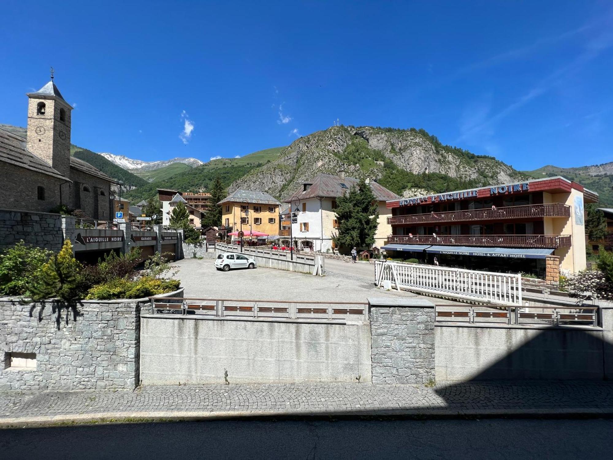 Aiguille Noire Hotel วัลลัวร์ ภายนอก รูปภาพ